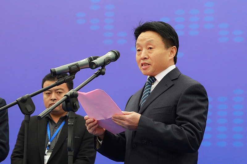 张路宏李冬玉出席2017第三届西安国际金年会产业展览会｜熊良虎致辞