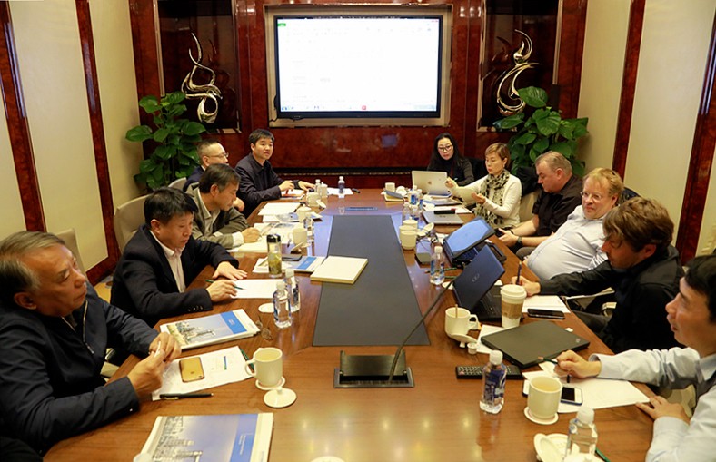 熊良虎赴京调查德国迪芬巴赫公司、ESATPOINT GLOBAL公司生态金年会板材设备工艺