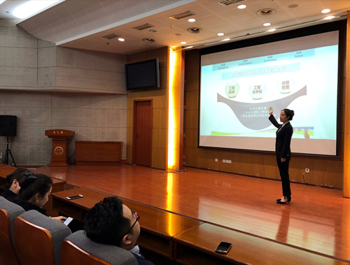 陕西金年会集团解说员团队炼成记