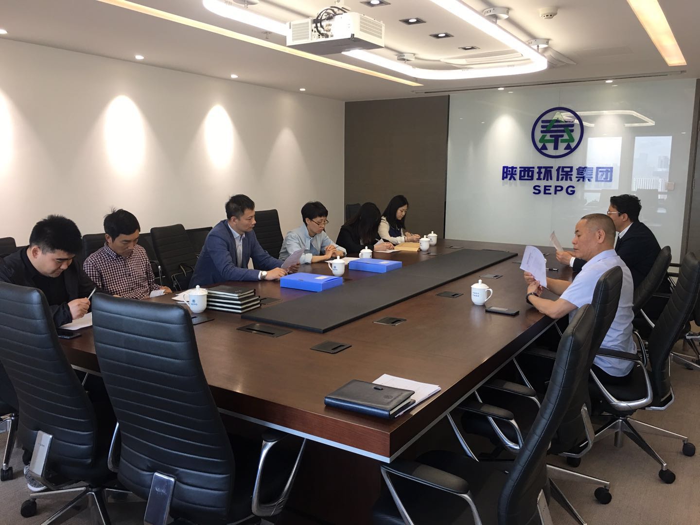 驻省国资委纪检组查抄陕西金年会集团党风廉政建设工作