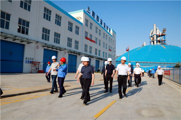 陕西金年会集团复工复产促增长项目观摩会议与会人员走进金年会保隆生态三秦在延在铜项目