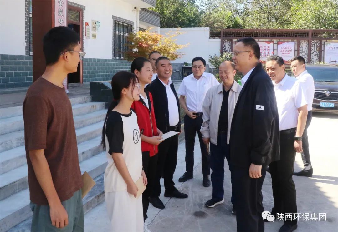 郝军亮到太白县调研村落振兴驻村助扶工作